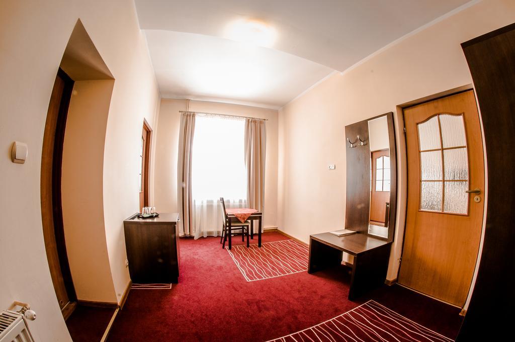 Royal Kompleks Hotell Rabka-Zdrój Eksteriør bilde